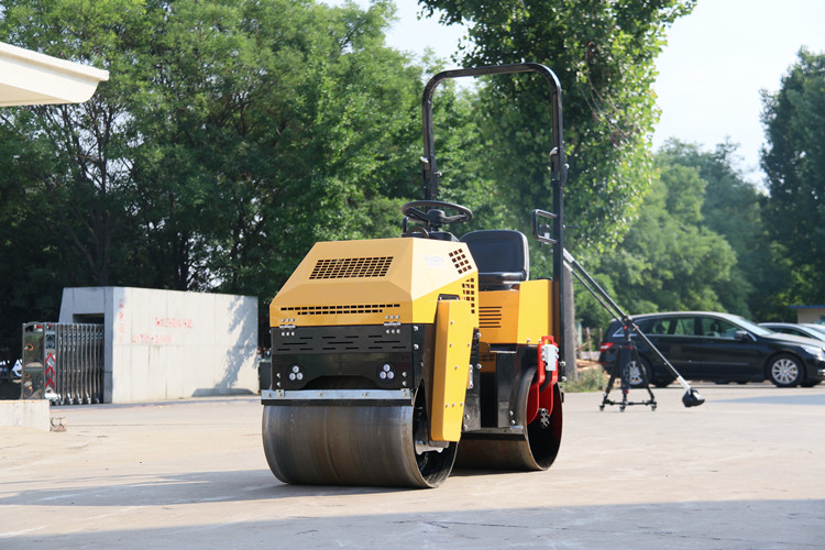 “明星款”小型壓路機(jī)，讓大家的選擇不再“迷路”！